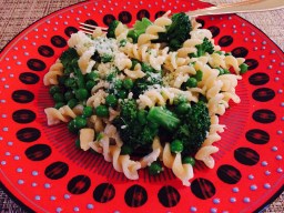 broccoli pasta salad